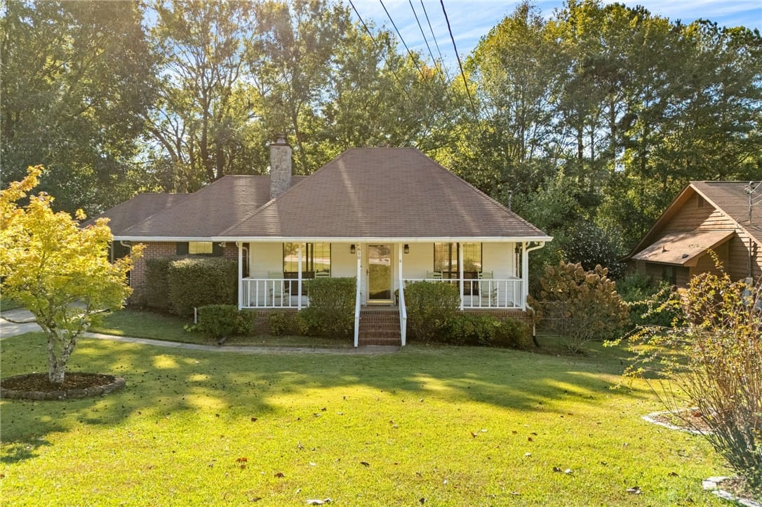 610 Rustic Street, Opelika, AL, 36801