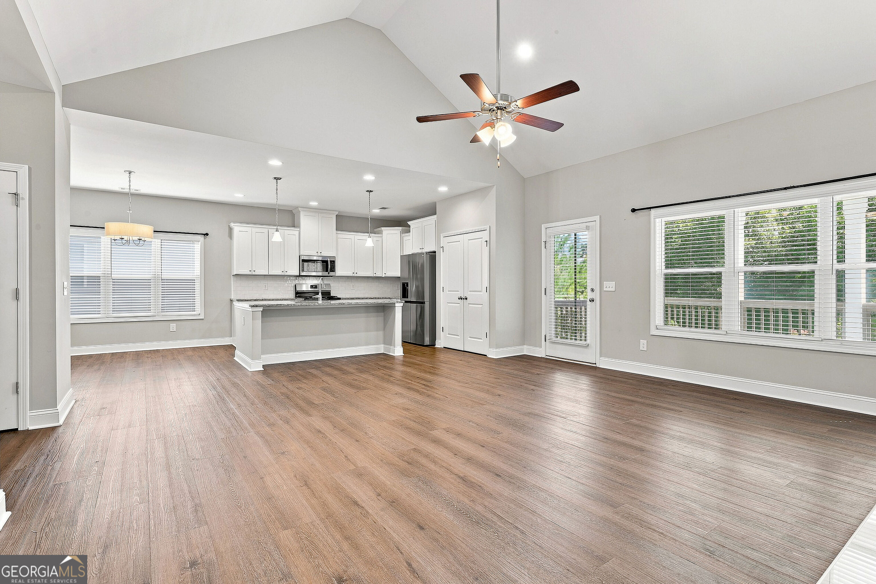 509 Lago Ct, LaGrange, GA 30241