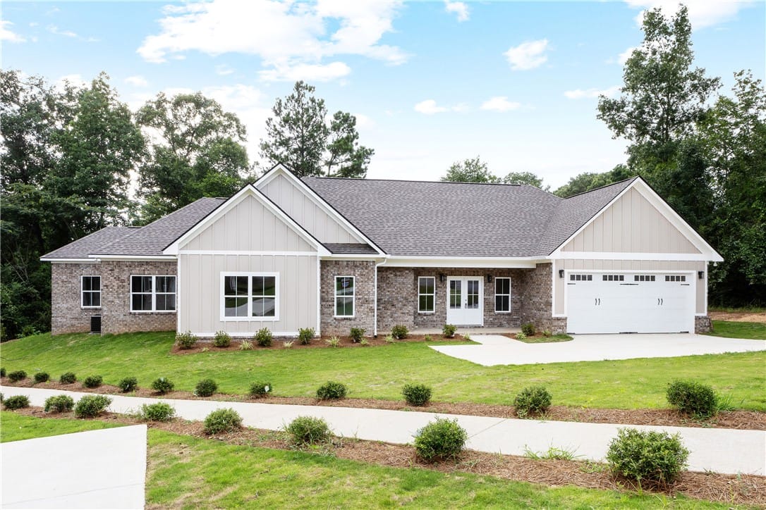 4500 Lakewood Park Drive, Phenix City, AL, 36867 — Photo 3