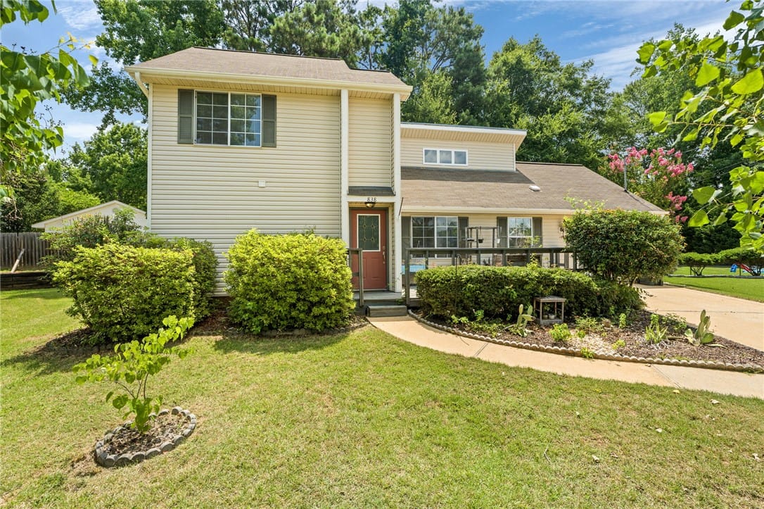 838 ANDREWS, Auburn, AL, 36830, A classic exterior with inviting curb appeal, feat