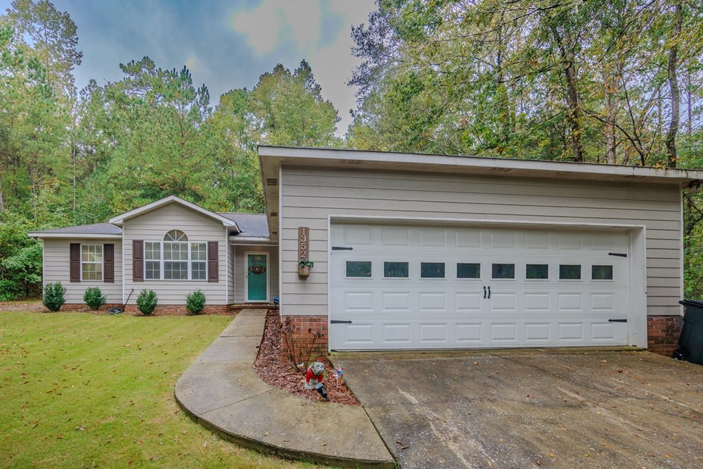 1352 Douglas Drive, Ellerslie, GA, 31807 — Photo 3