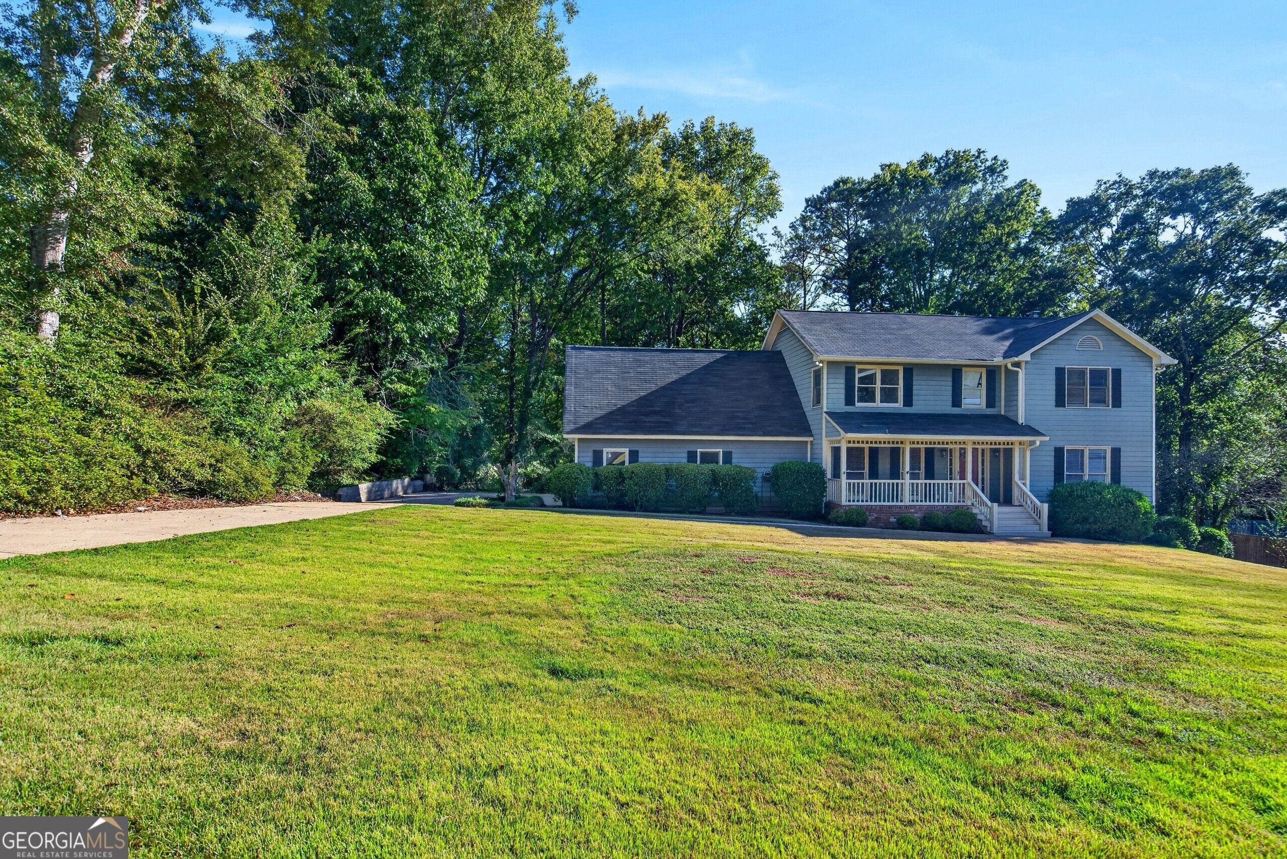 108 Powers Ct, LaGrange, GA 30240