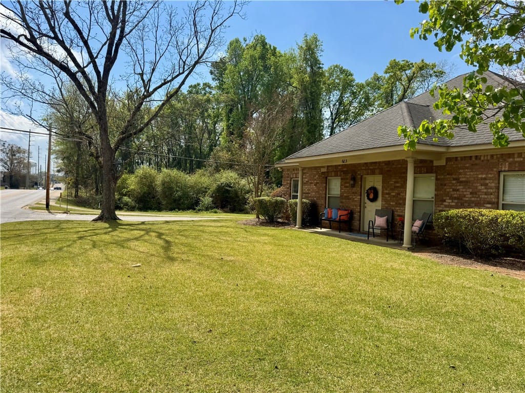 603 DONAHUE, Auburn, AL, 36832, This charming residence features a classic brick e