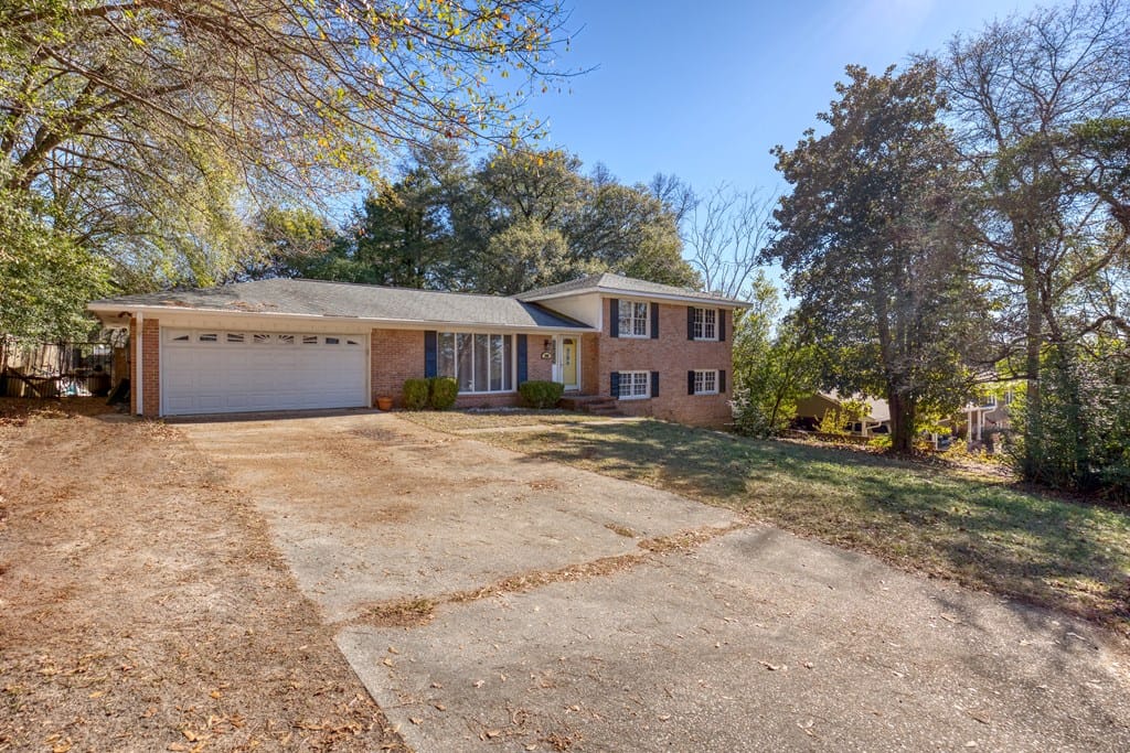 2006 Carriage Drive, Phenix City, AL, 36867 — Photo 2