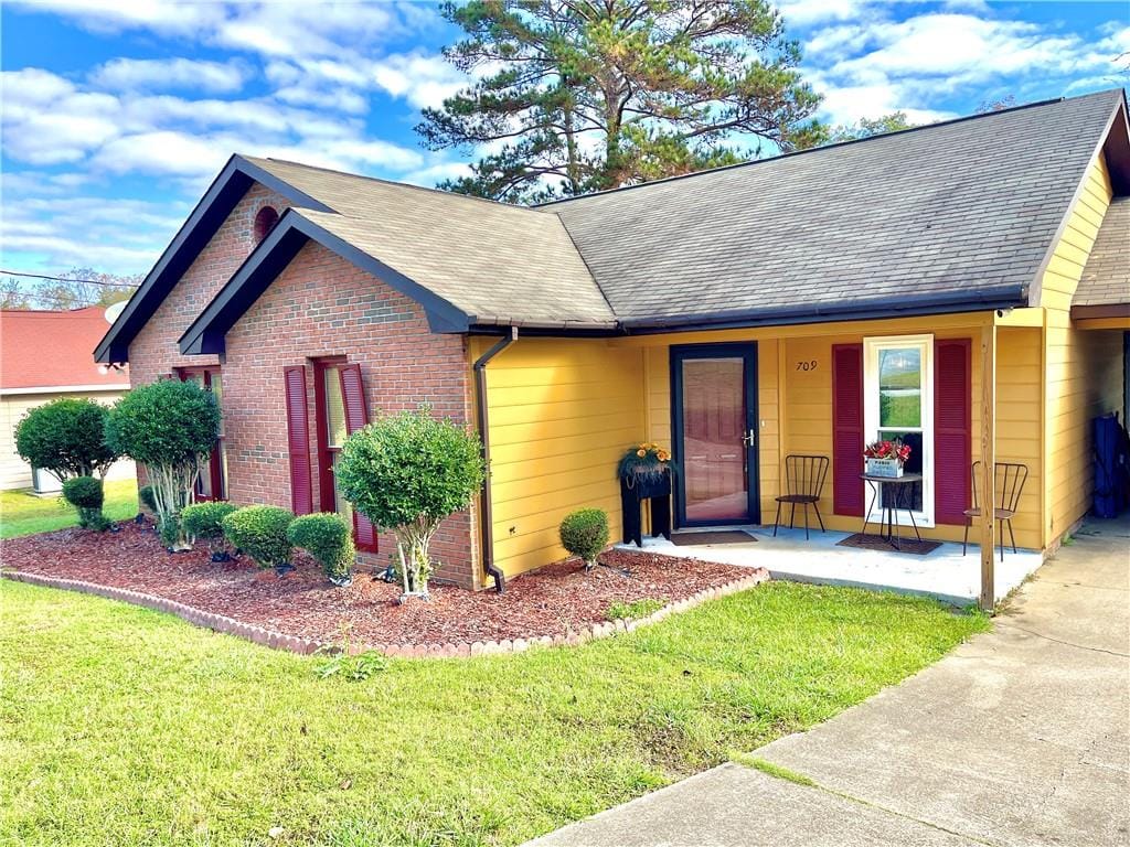 709 9th Avenue South, Phenix City, AL, 36869