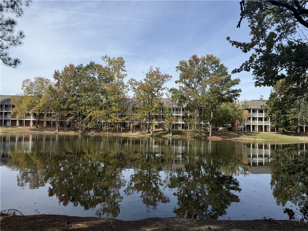 148 UNIVERSITY, Auburn, AL, 36832