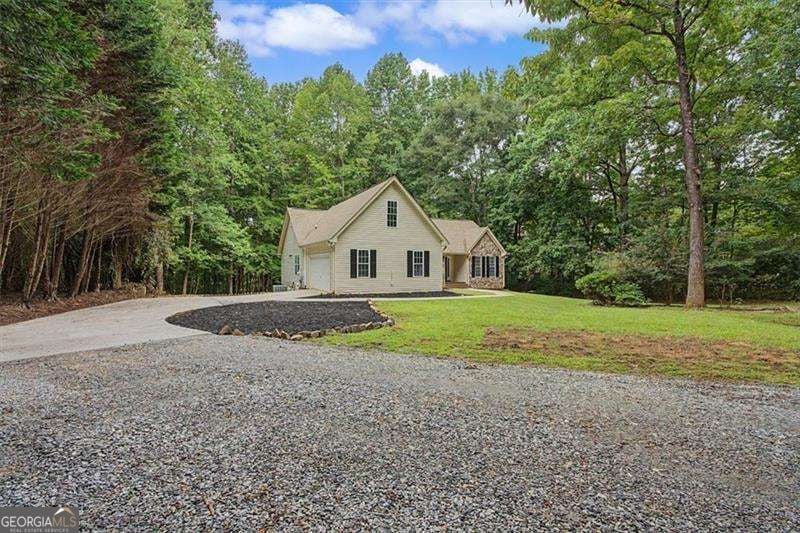 590 S Alexander Creek Rd, Newnan, GA 30263