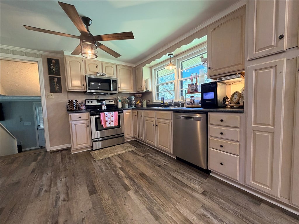 6172 Co Rd 388, Cusseta, AL 36852