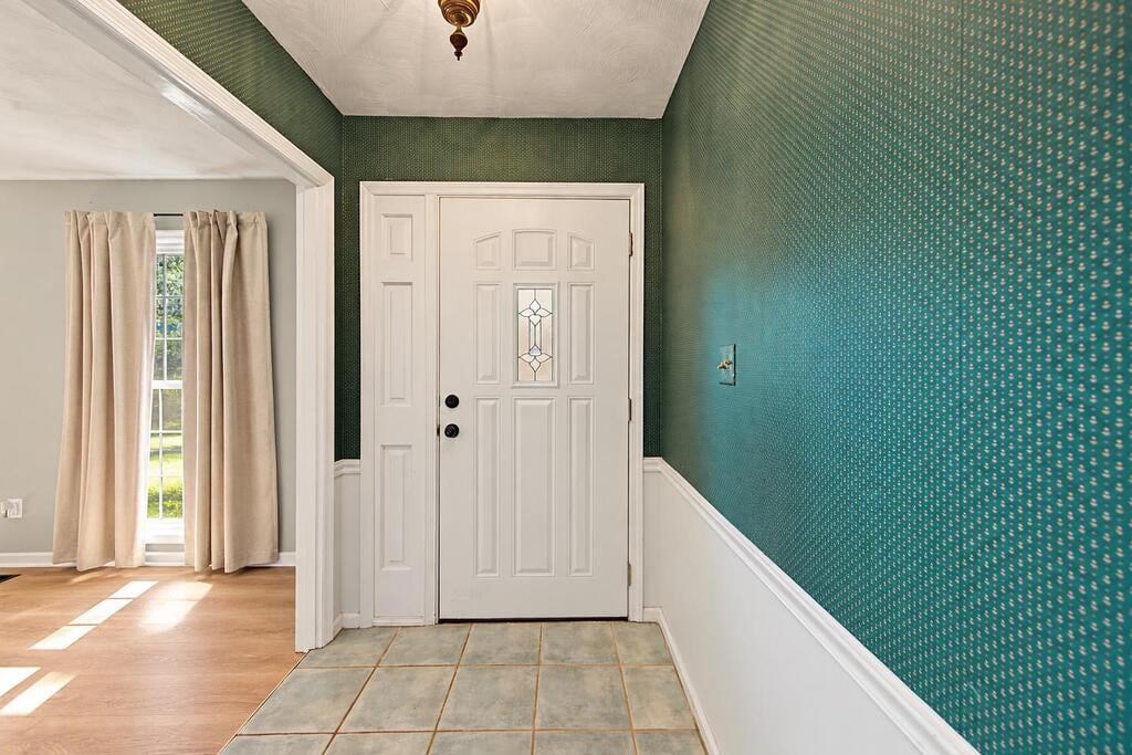 2108 Chatham Dr, Albany, GA 31721