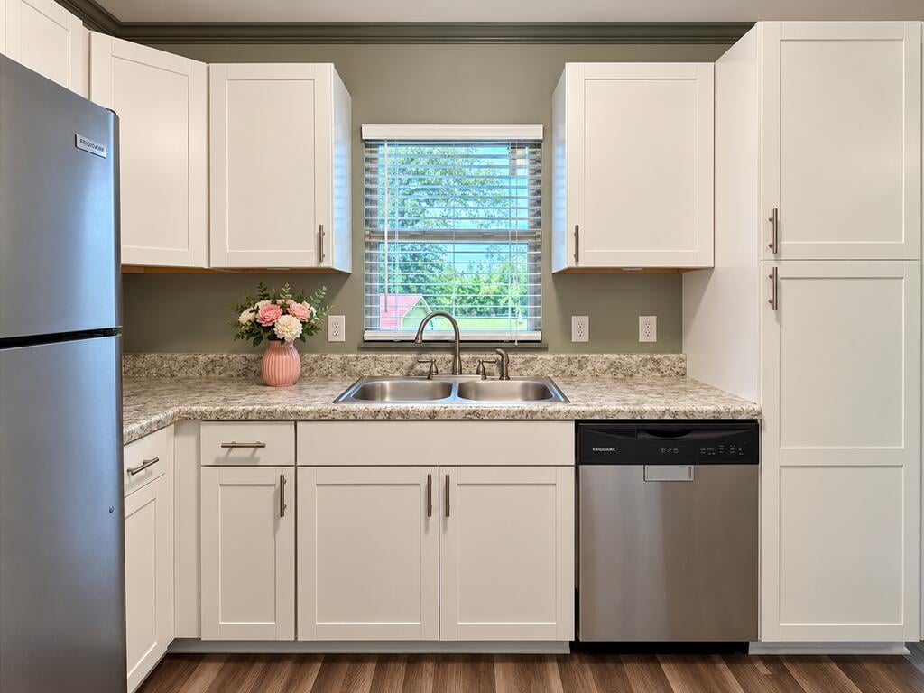 1027 Kreg Ave, Albany, GA 31721, Kitchen Window Overlooks Backyard