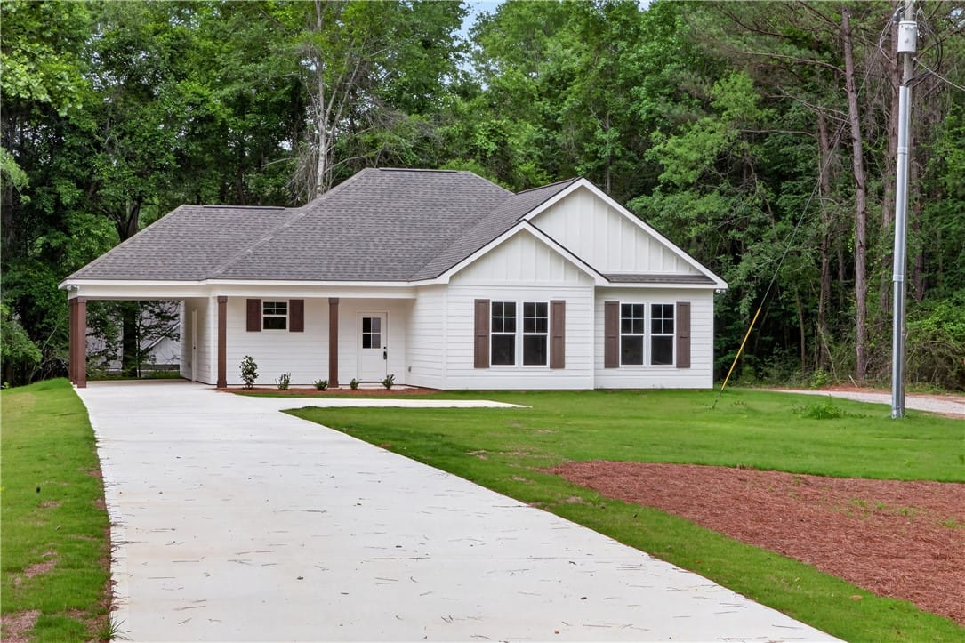 7054 Co Rd 53, Notasulga, AL 36866