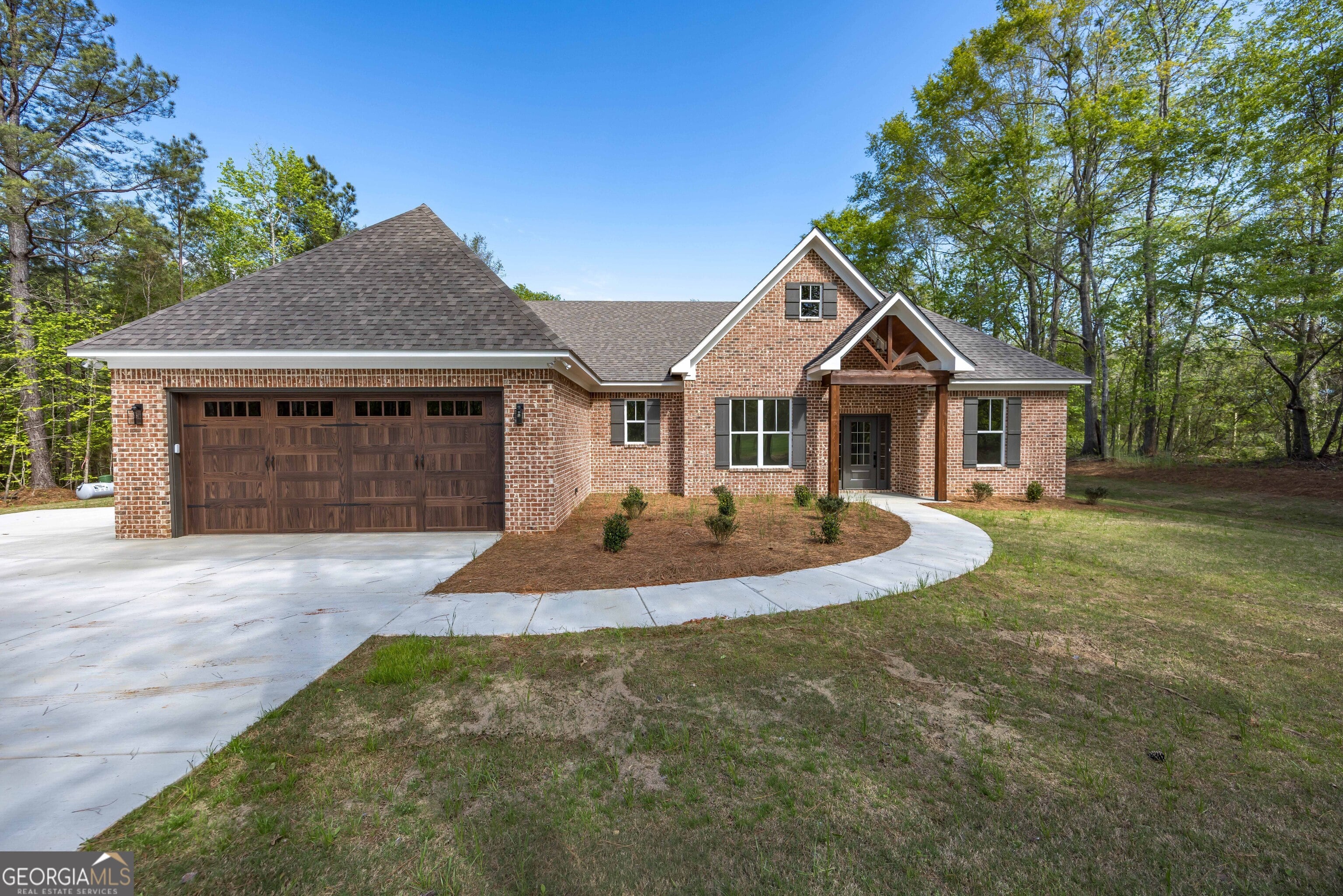 230 McGee Rd, Pine Mountain, GA 31822