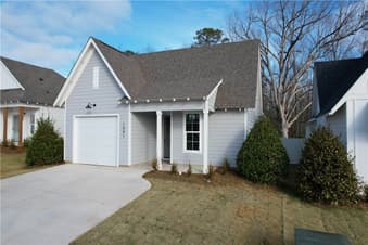 1091 WOODLAND, Opelika, AL, 36801