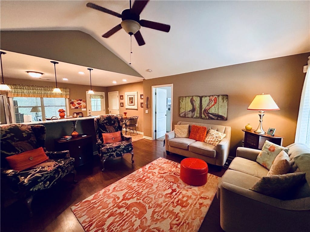 377 EMBRY, AUBURN, AL, 36830 — Photo 3