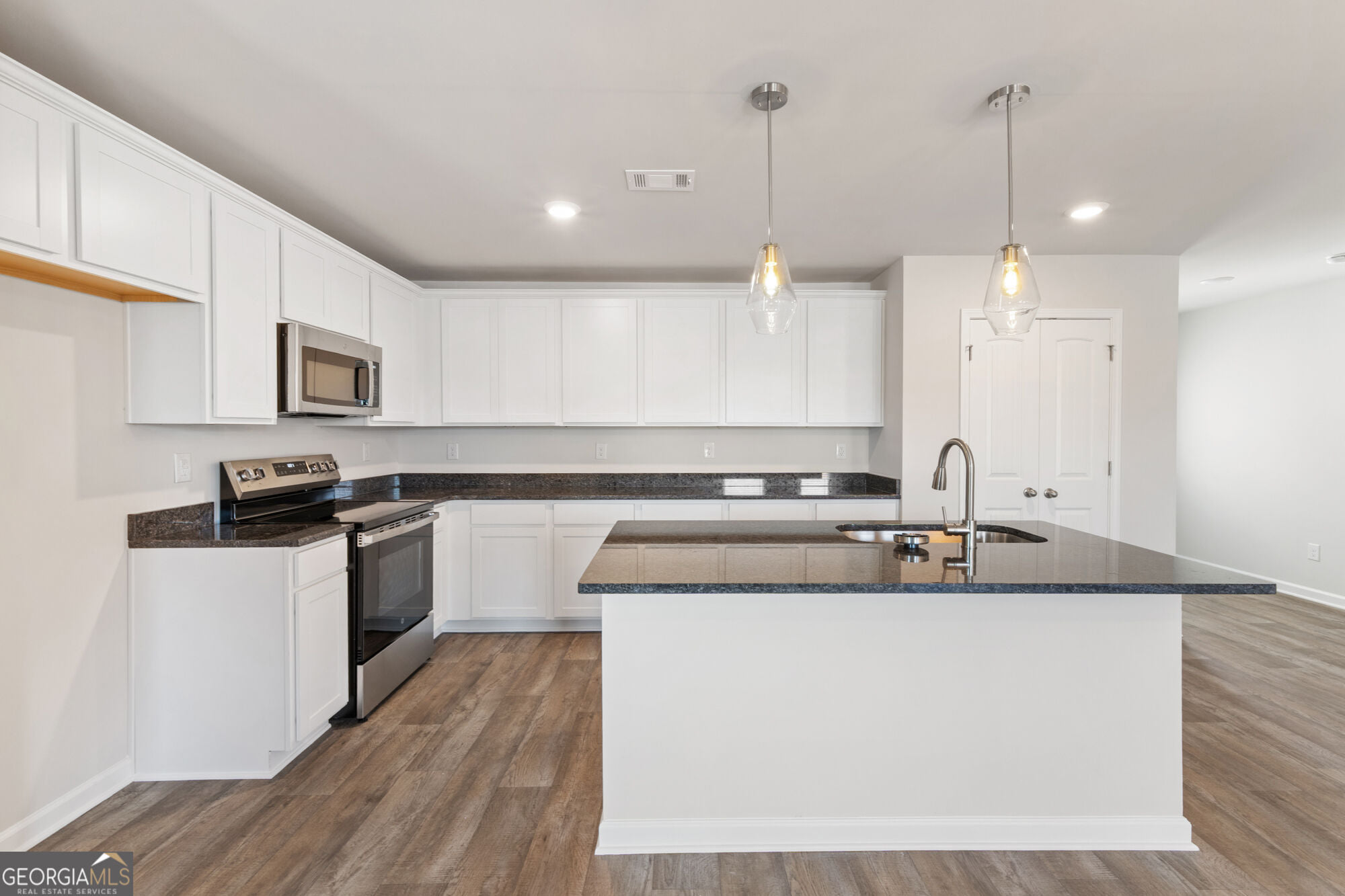 723 Lipizzan, Hogansville, GA, 30230