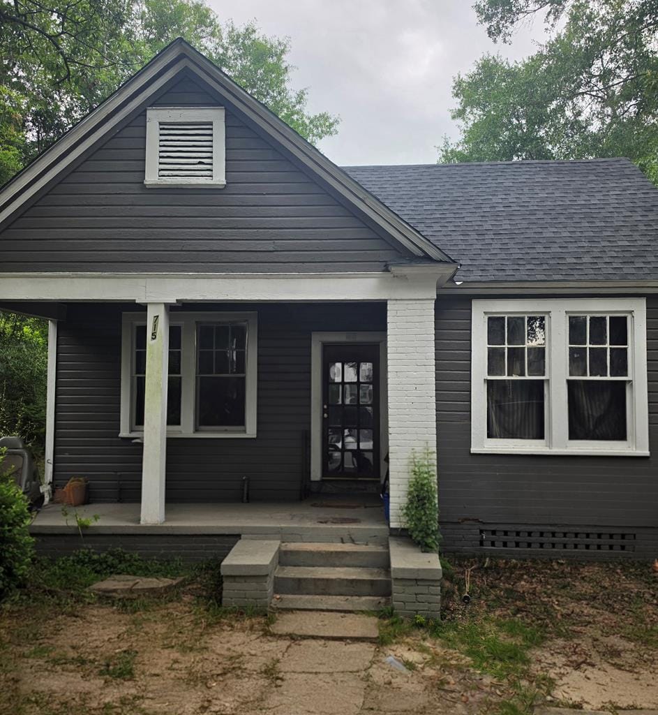 715 W 1st Ave, Albany, GA 31701