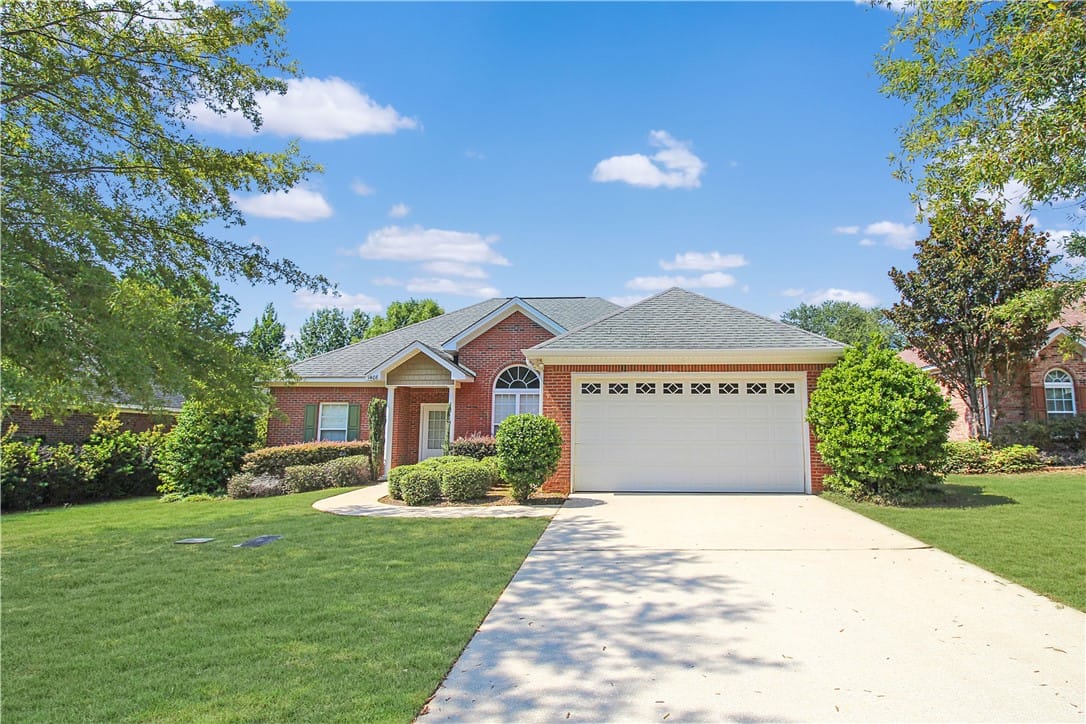 1408 CLOVERBROOK, Auburn, AL, 36832