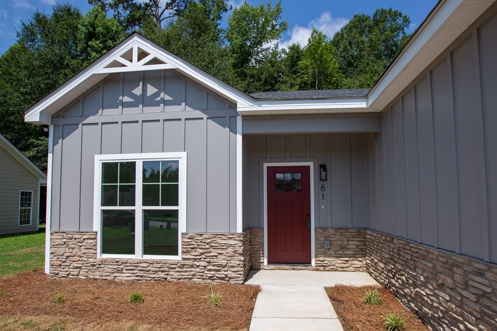61 R C Allen Dr, Columbus, GA 31907