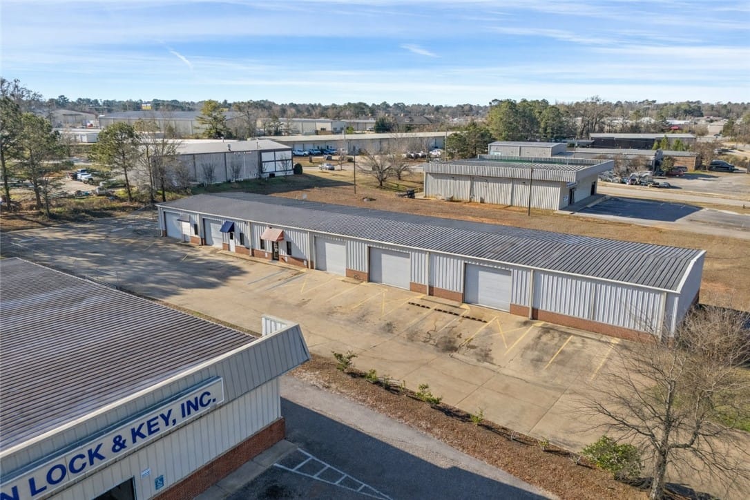 1962 Mall Blvd, Auburn, AL 36830