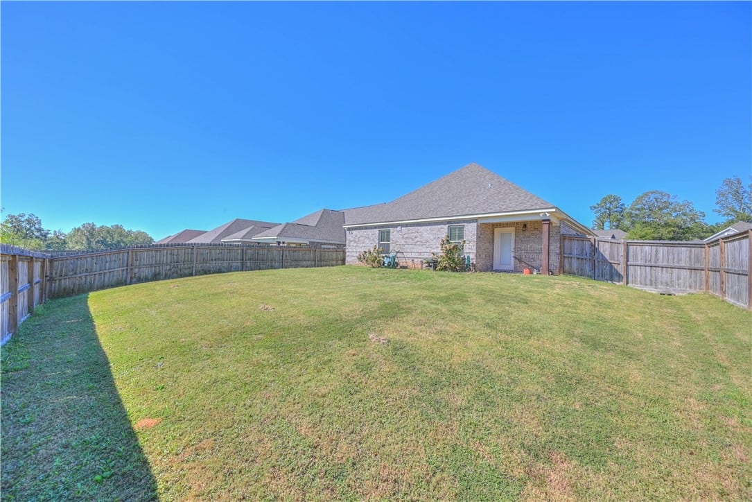 2355 Sherwood Dr, Opelika, AL 36801