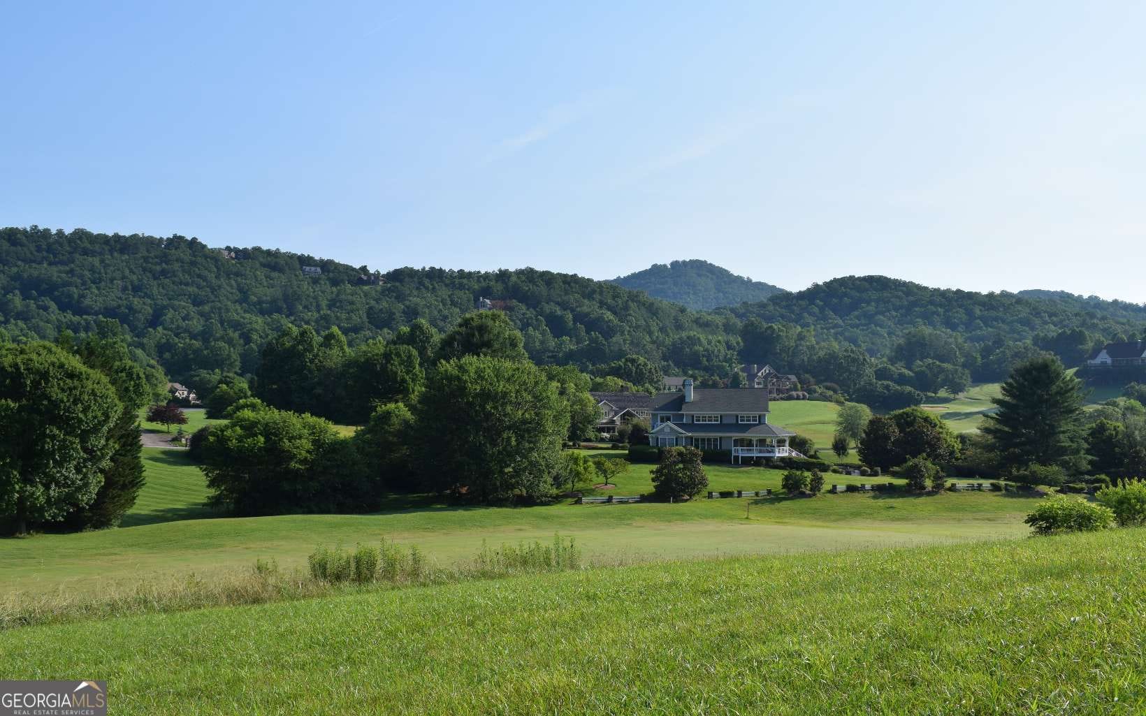 125 Mountain Harbour Dr, Hayesville, NC 28904