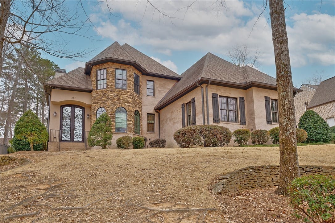 351 BENTLEY, AUBURN, AL, 36830, Beautiful Custom home in White Oaks Subdivision