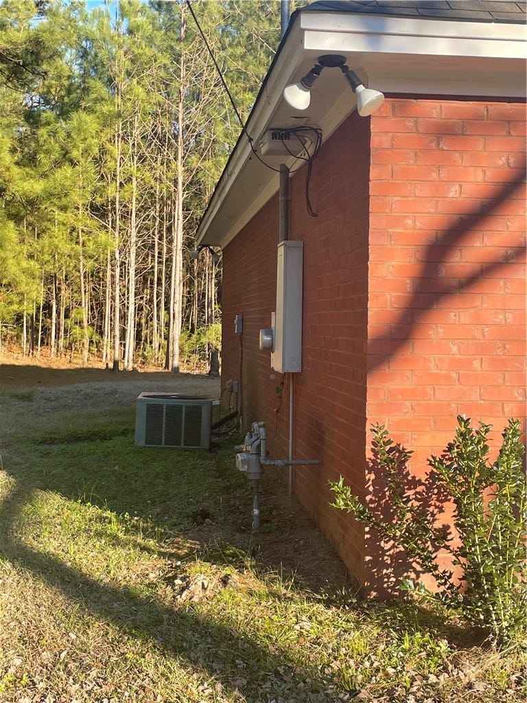 301 LILLY, Tuskegee, AL, 36083 — Photo 2