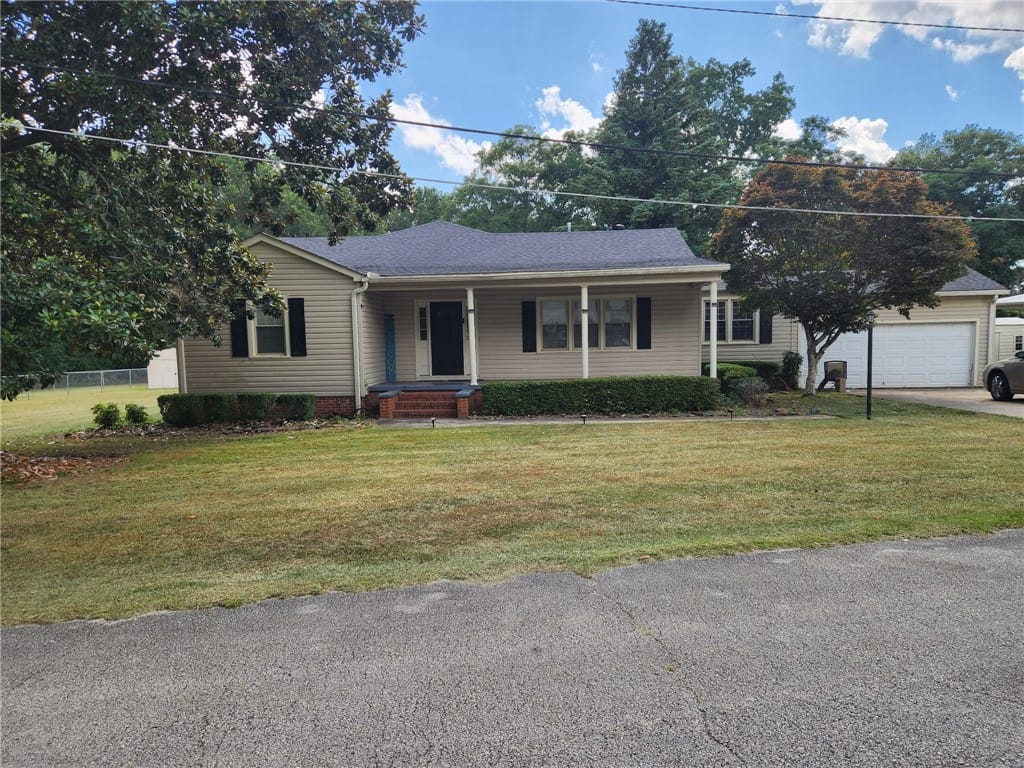 1028 Lamb Addition, Valley, AL, 36854