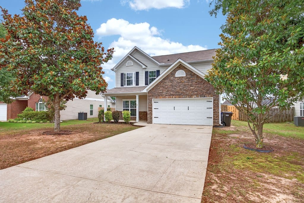 7042 Lonesome Pine Dr, Midland, GA 31820