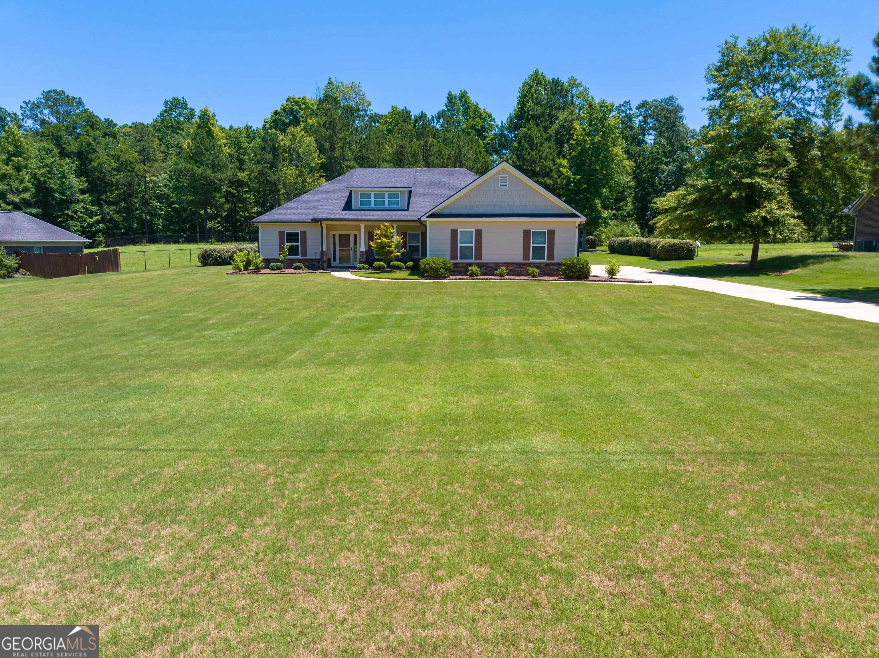 178 Arrowhead Dr, Waverly Hall, GA 31831