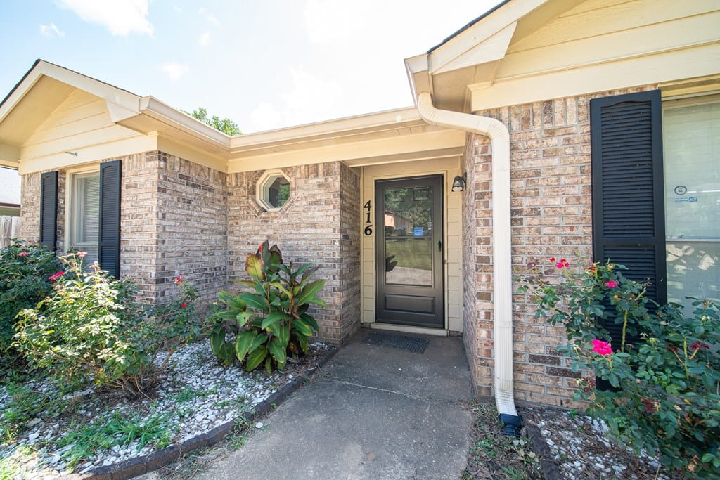 416 Pinecrest Dr, Columbus, GA 31907