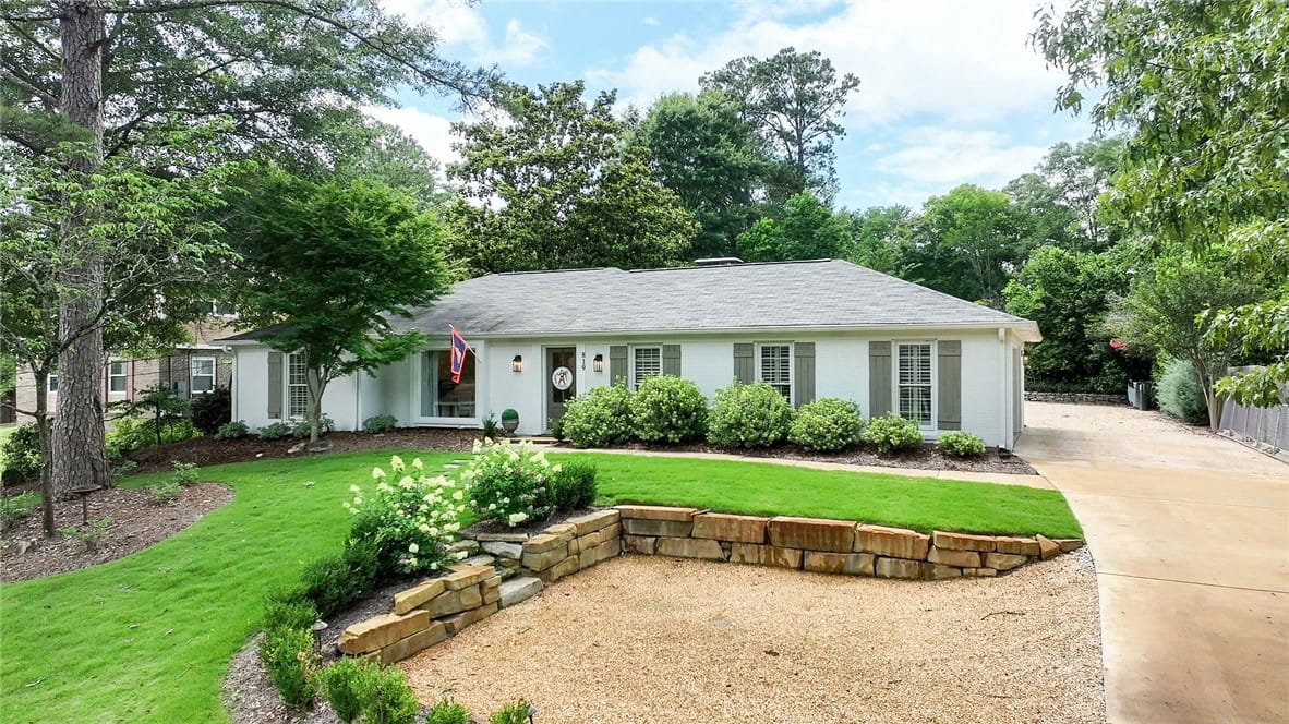 819 East University Drive, Auburn, AL, 36830