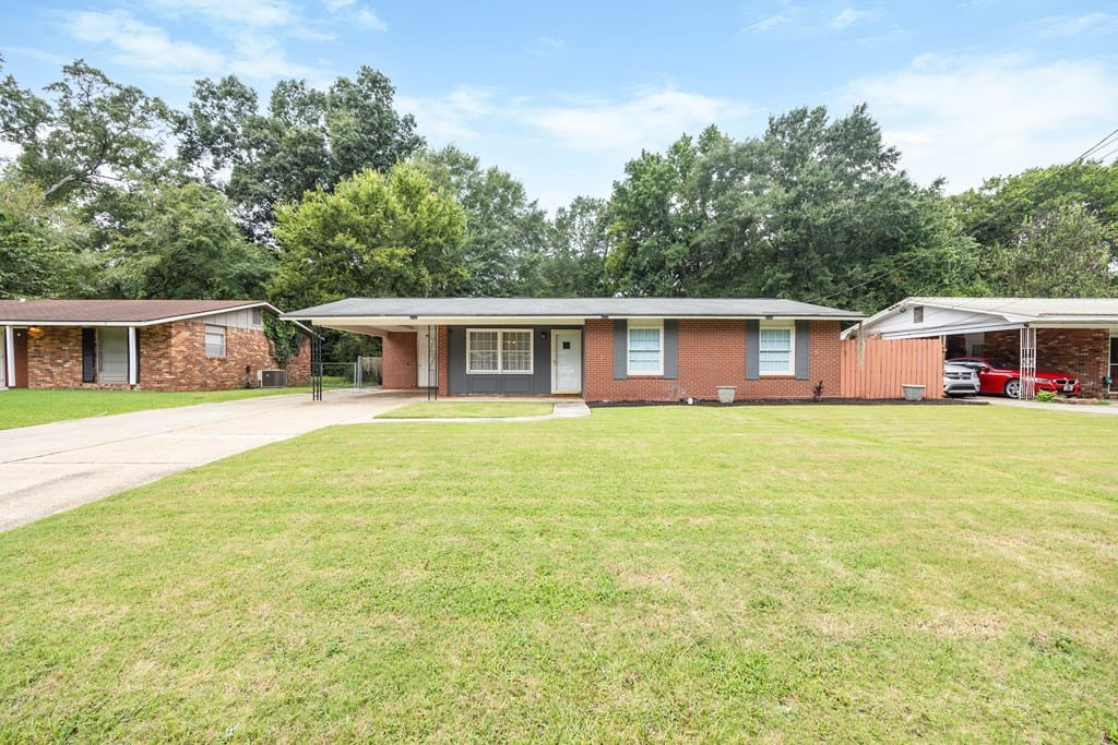 1917 Wellborn Dr, Columbus, GA 31907
