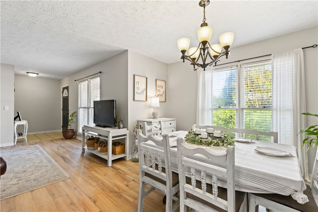 802 Middlecrest Avenue, Opelika, AL, 36801