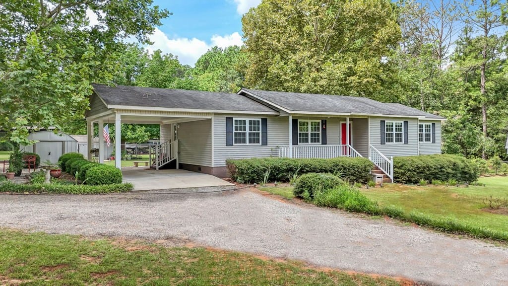 487 Jordan Rd, Leesburg, GA 31763