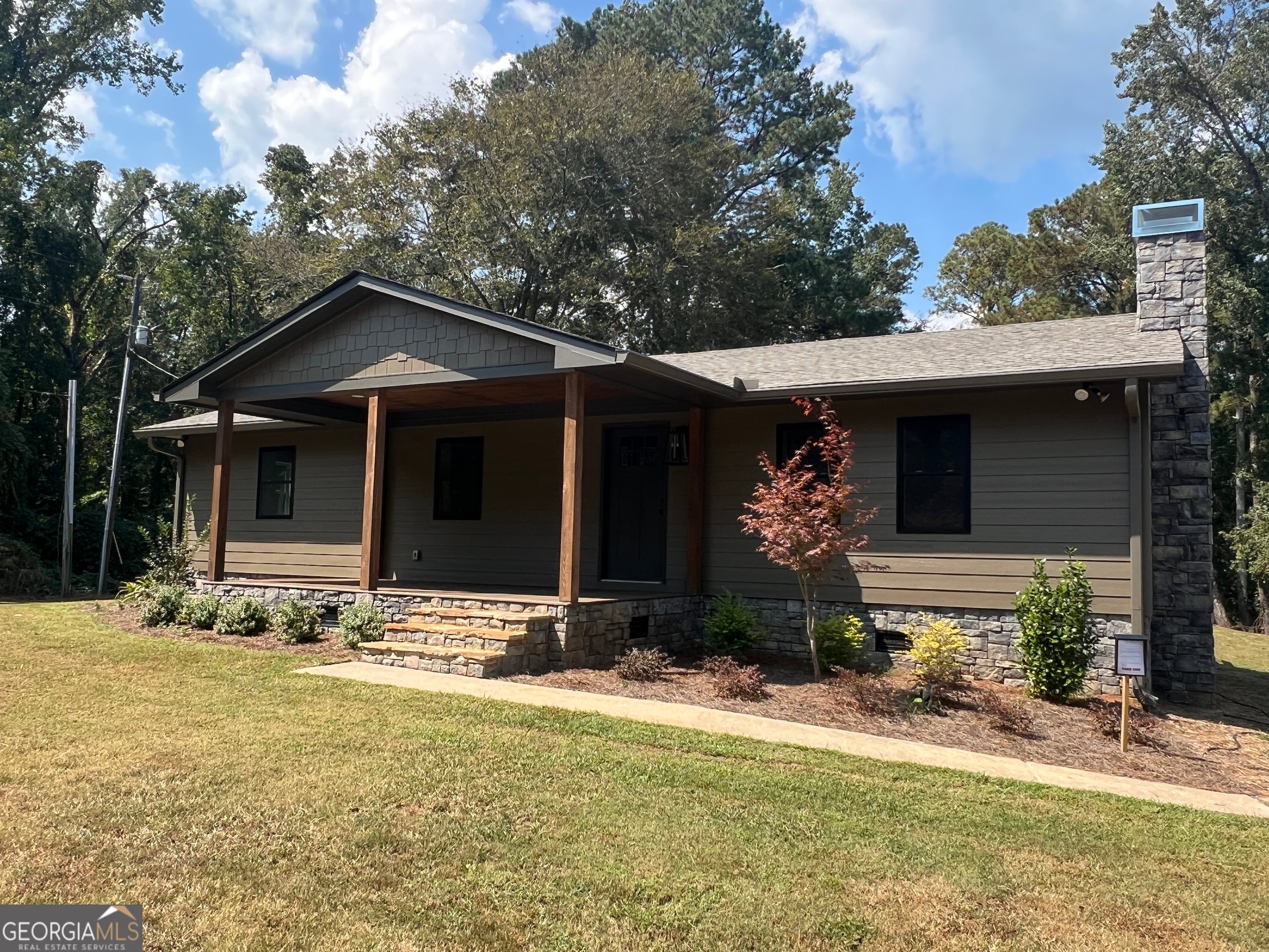 57 Hubbard Rd, LaGrange, GA 30240