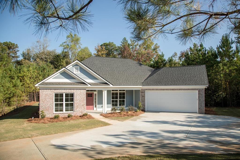 885 Shadowwood Drive, Smiths Station, AL, 36877