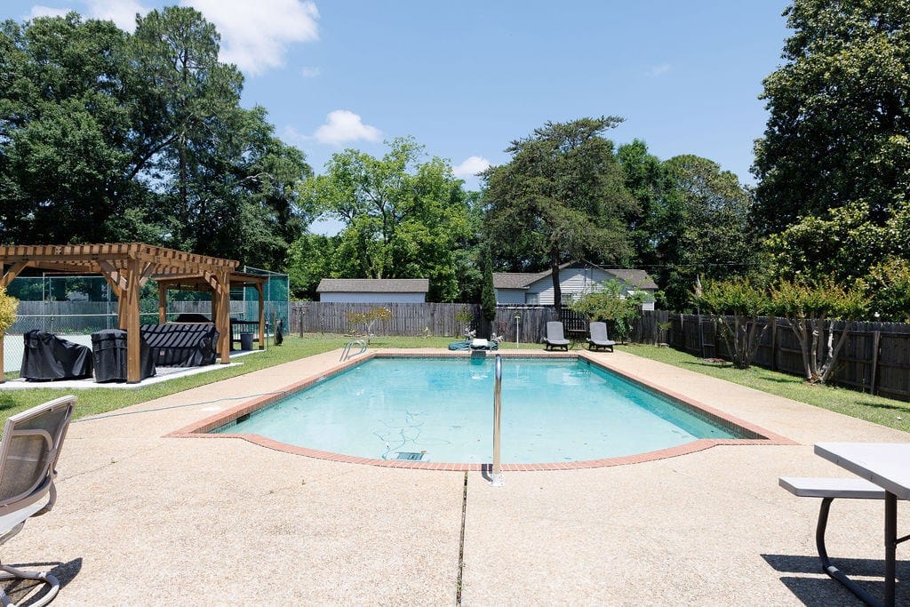 211 Broad St, Buena Vista, GA 31803