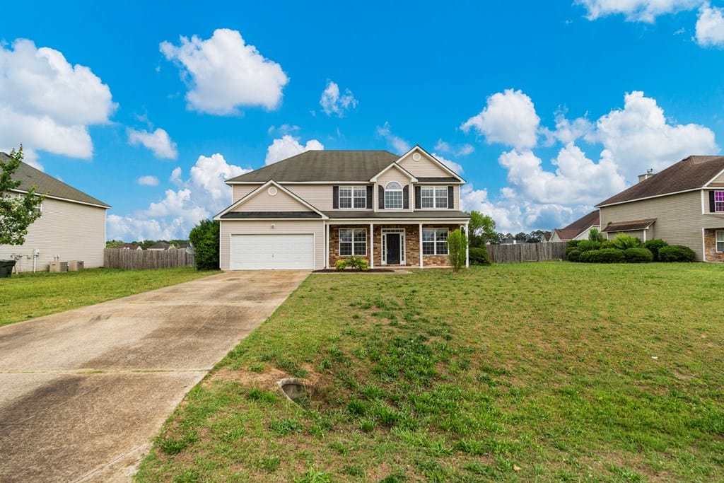 42 Navajo Trail, Fort Mitchell, AL 36856