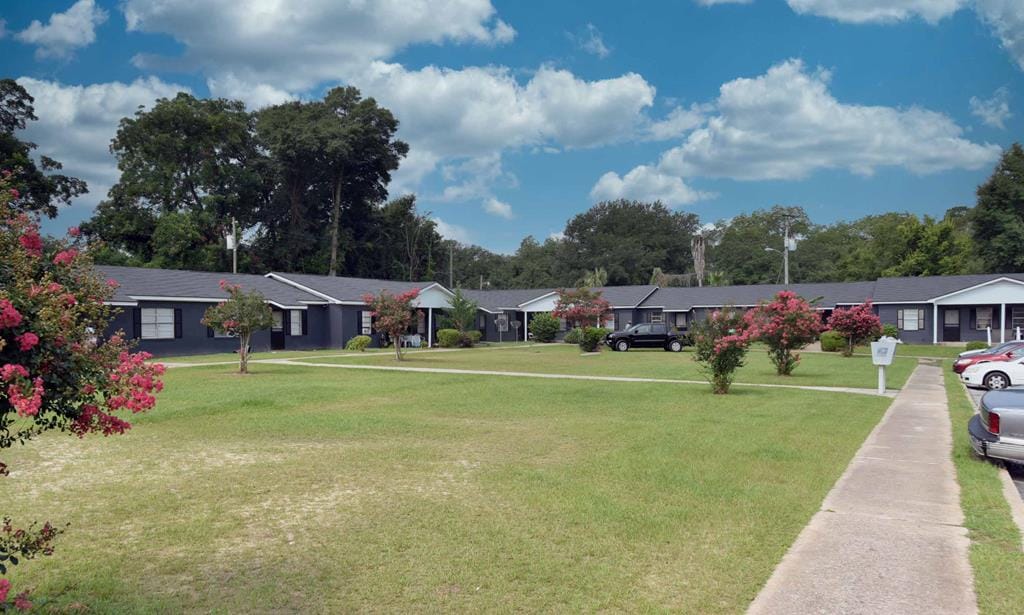 414 Mercer Avenue W, Albany, GA, 31701