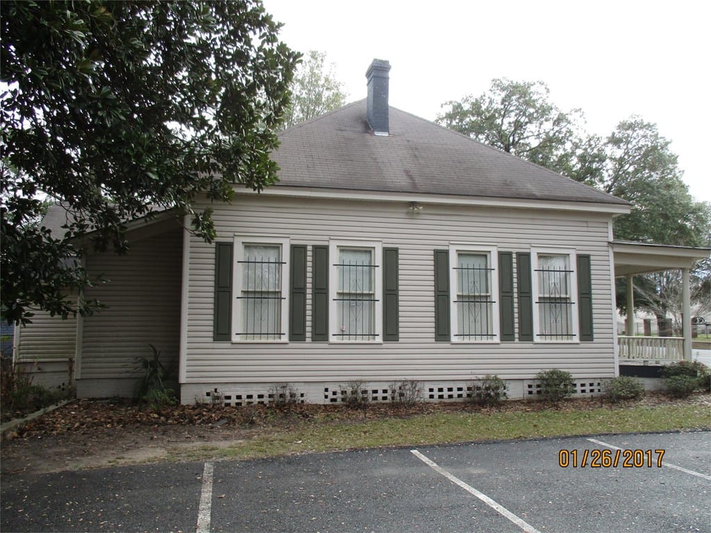 611 Pine Ave, Albany, GA 31701