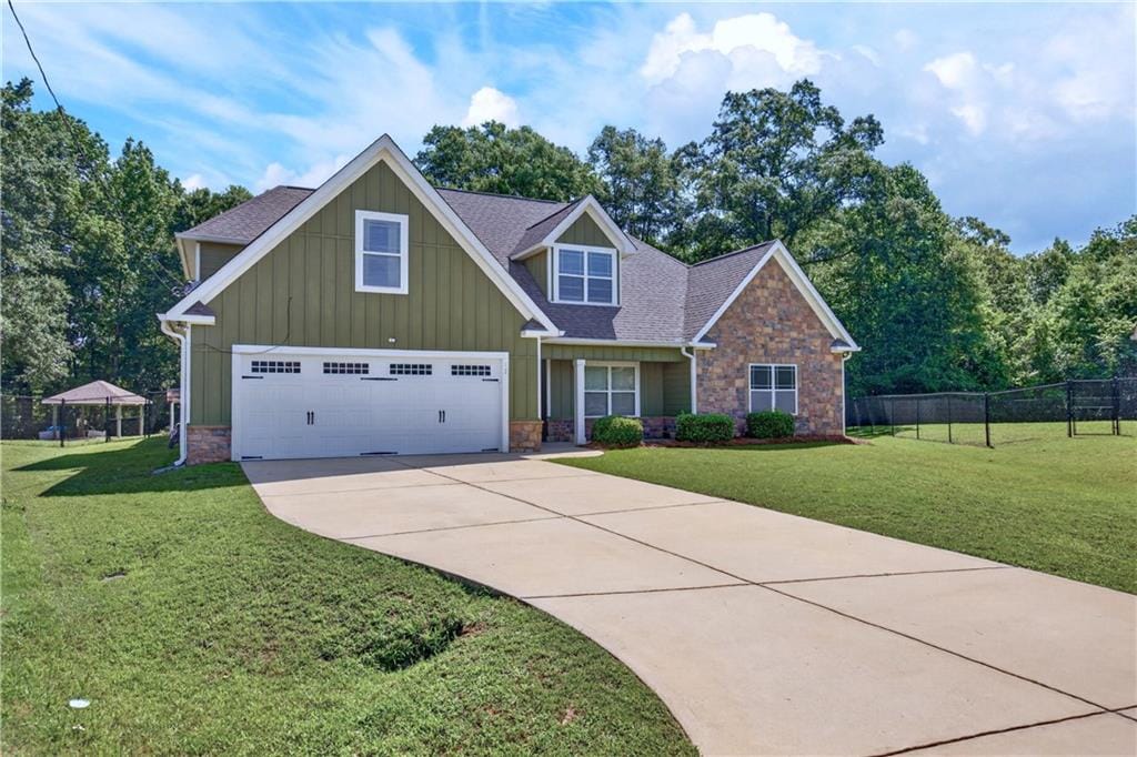 12 Easy St, Seale, AL 36875