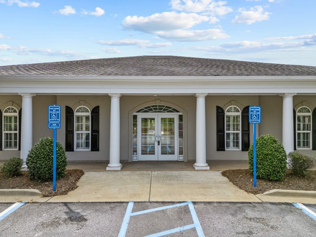 239 Cedric St, Leesburg, GA 31763