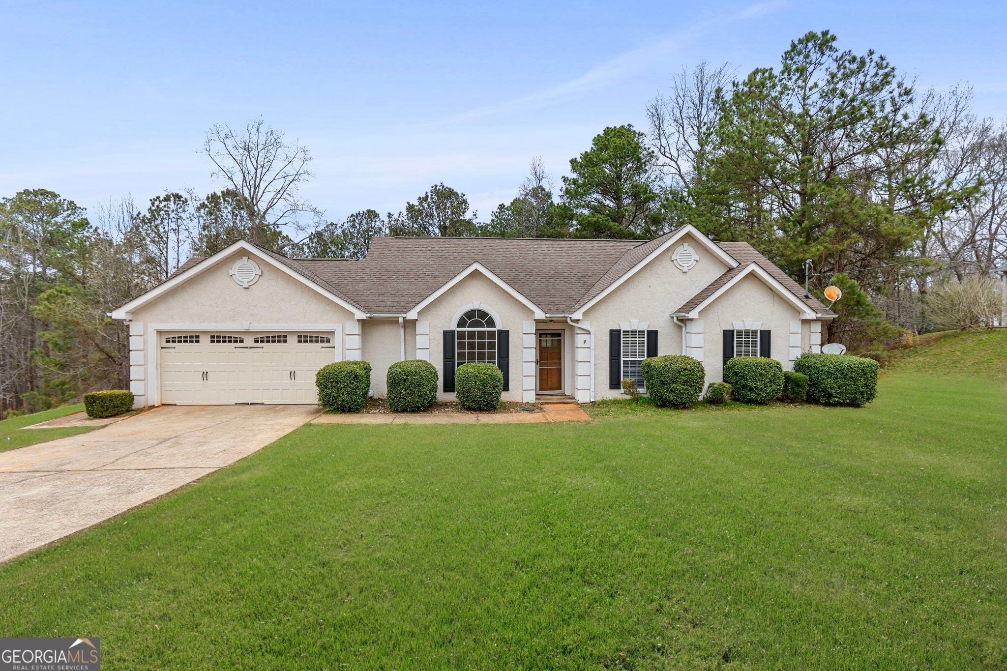 166 Lakemont Dr, LaGrange, GA 30240