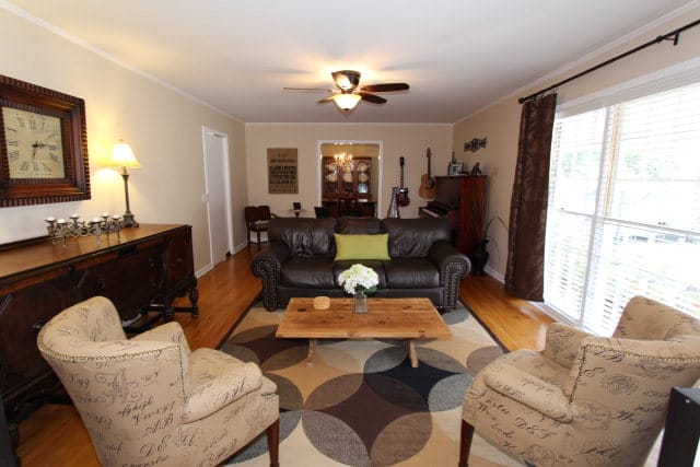411 HIGHLAND, Opelika, AL, 36801, Formal Living