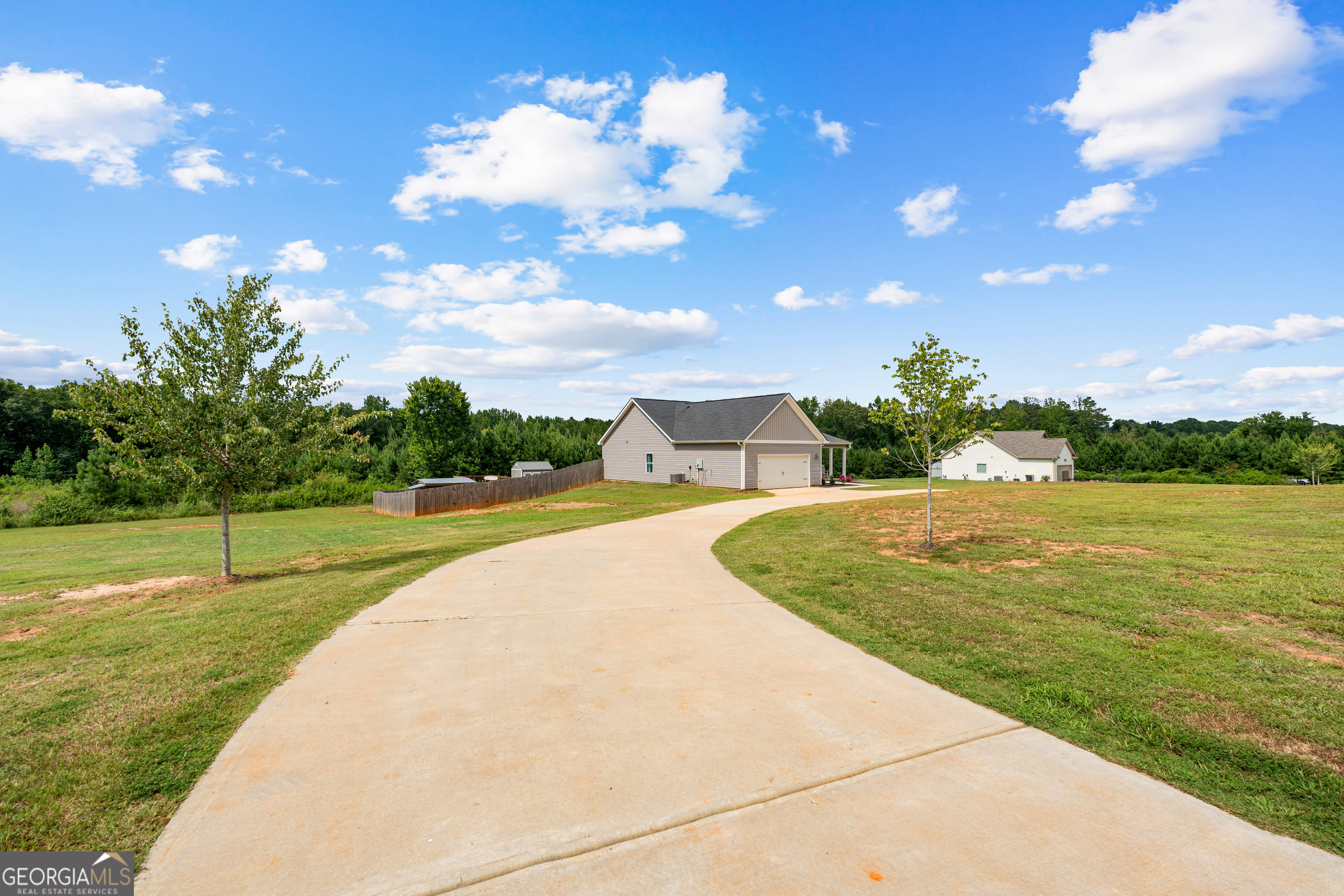 732 Tenney Nelson Rd, Grantville, GA 30220