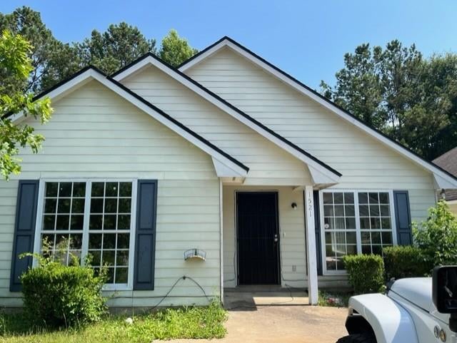 1521 Summerplace Dr, Phenix City, AL 36867