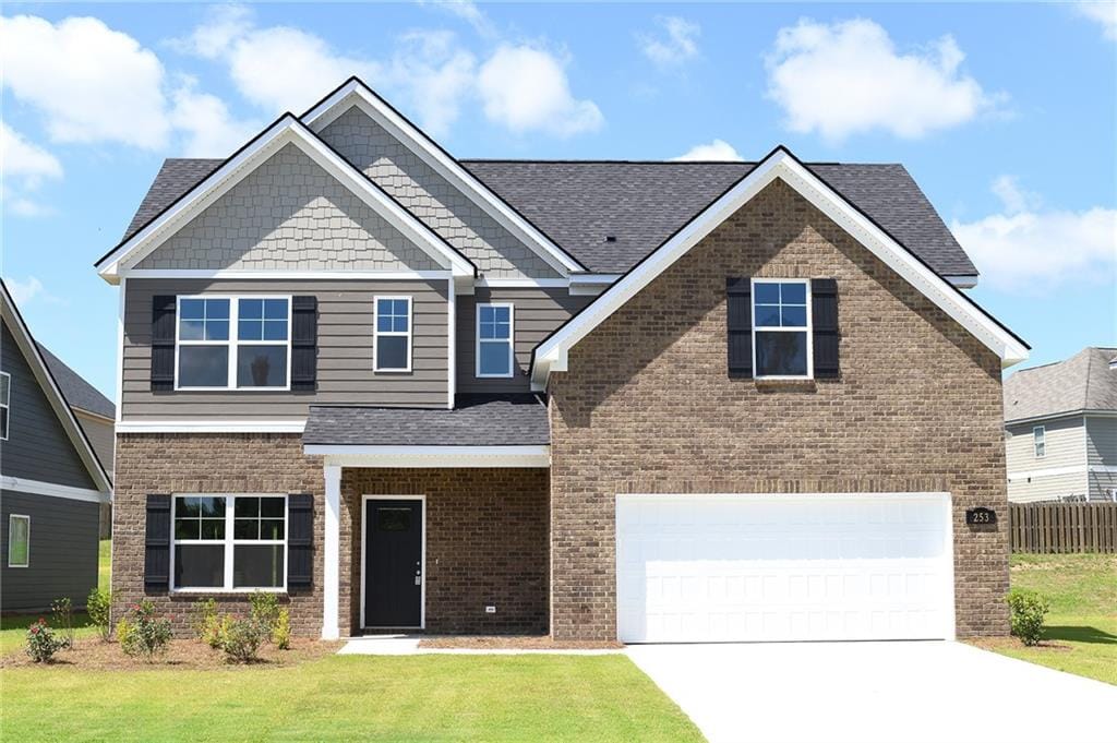 Oaks Ct, Smiths Station, AL 36877