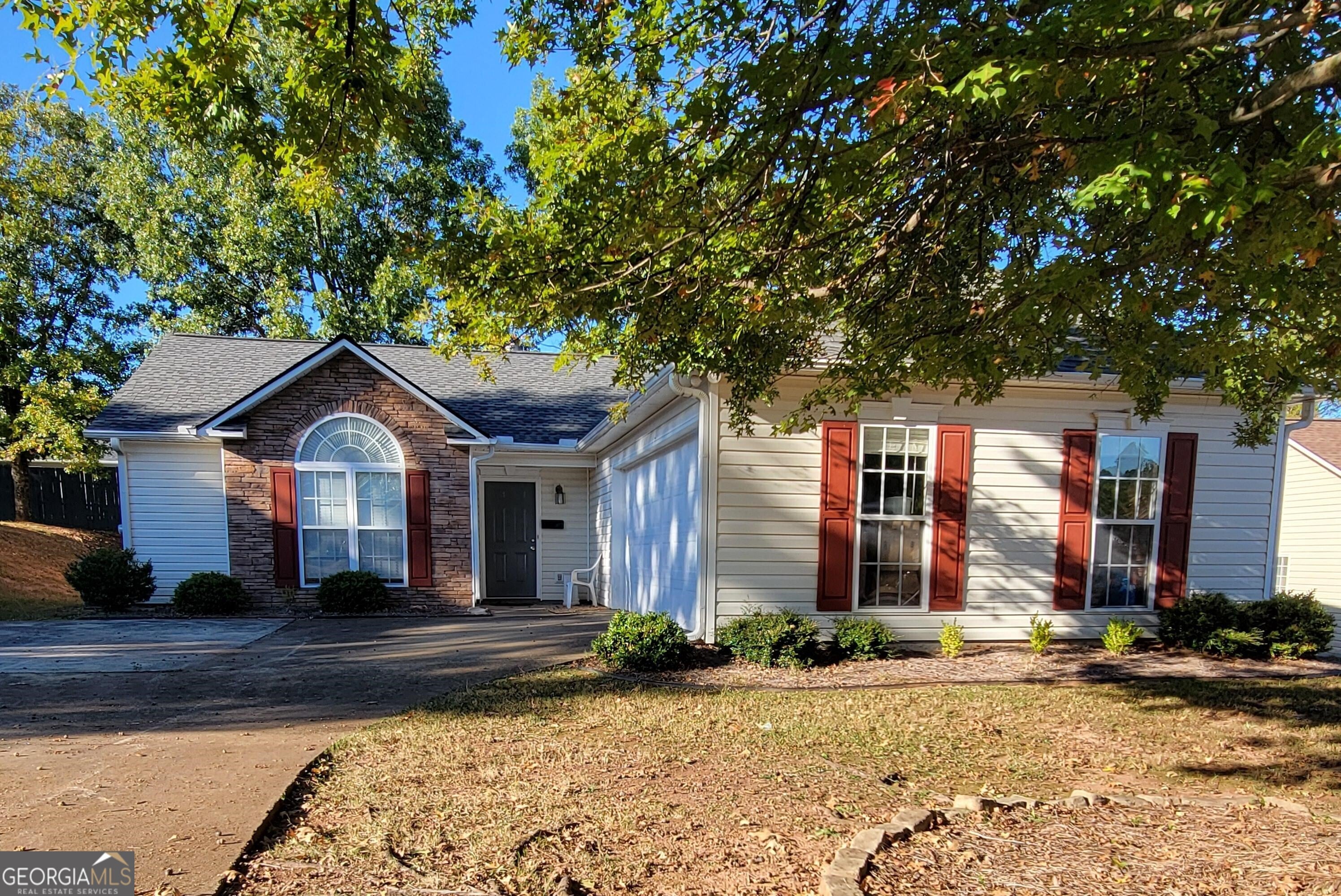 107 Dixie Creek Dr, LaGrange, GA 30240