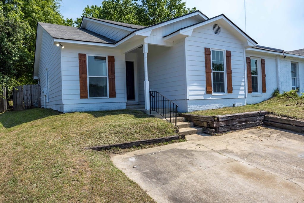 875 Arlington Drive, Columbus, GA, 31907 — Photo 3